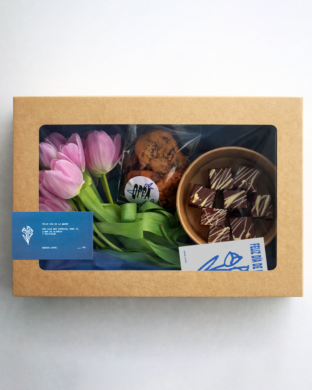 DESAYUNO CON FLORES PARA MAMÁ