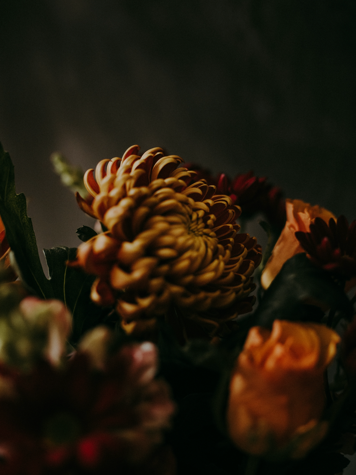 OCTOBER 11: FLORAL COMPOSITION IN PUMPKIN